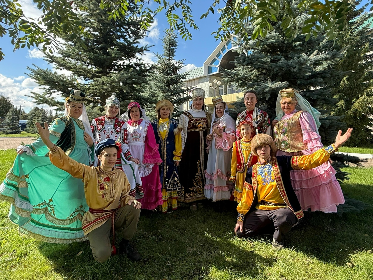 Врачи Языковской ЦРБ Башкирии присоединились ко Дню национального костюма