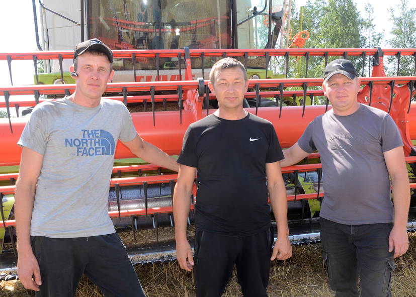 Кучербаевцы достигают высоких урожаев