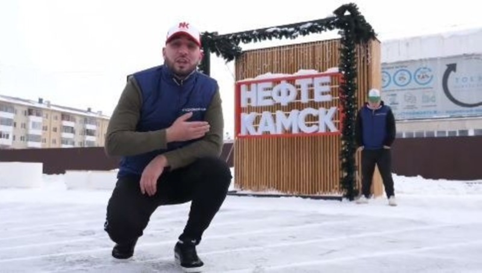 В соцсетях набирает популярность клип, посвященный переходу экс-мэра Нефтекамска Ратмира Мавлиева