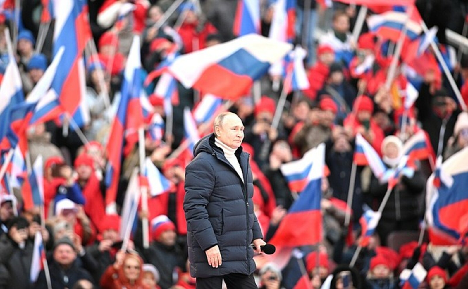 Владимир Путин посетил концерт, посвящённый восьмой годовщине воссоединения Крыма с Россией