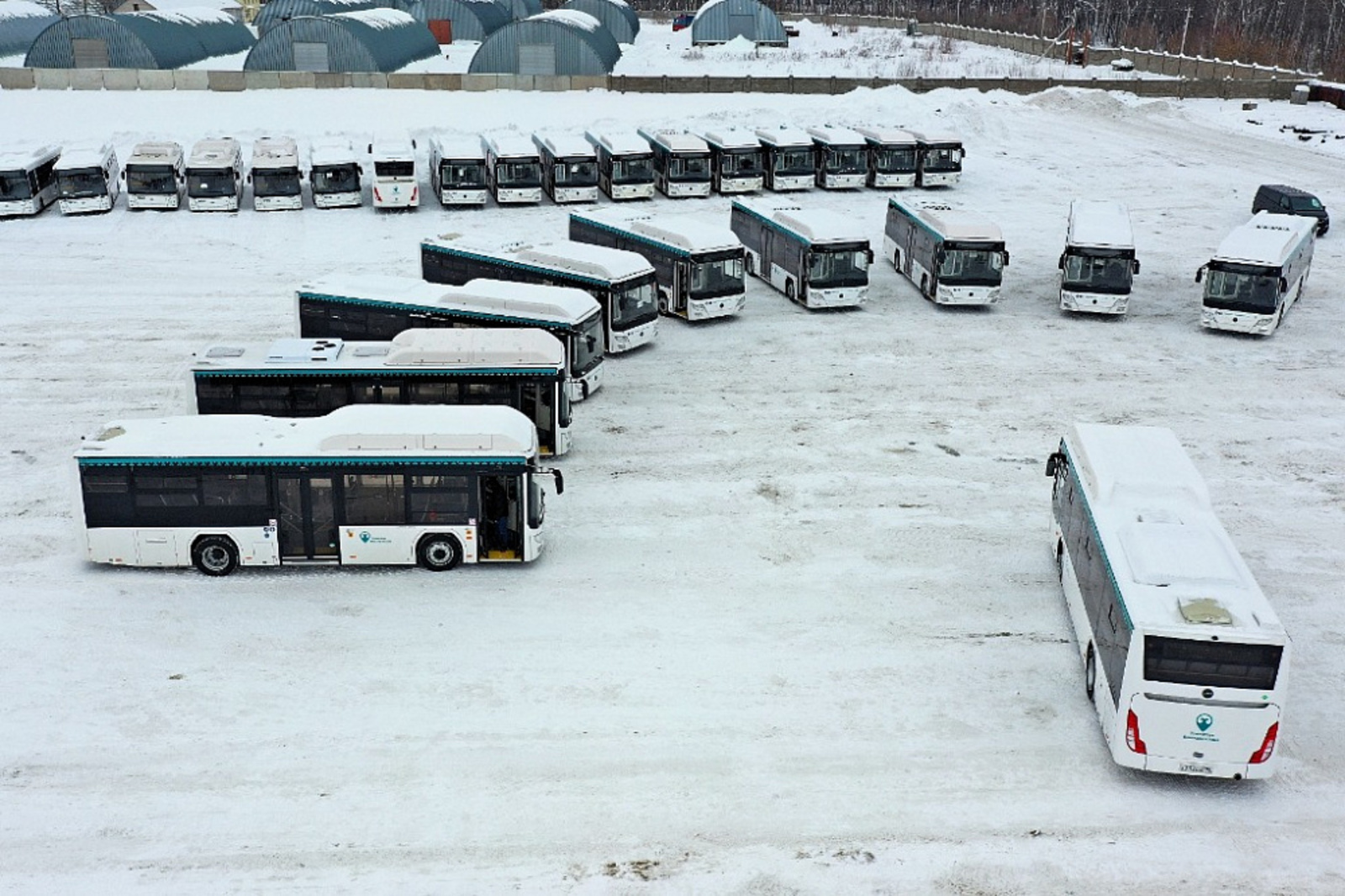 Частный перевозчик продемонстрировал  главе Башкирии новые автобусы большого класса