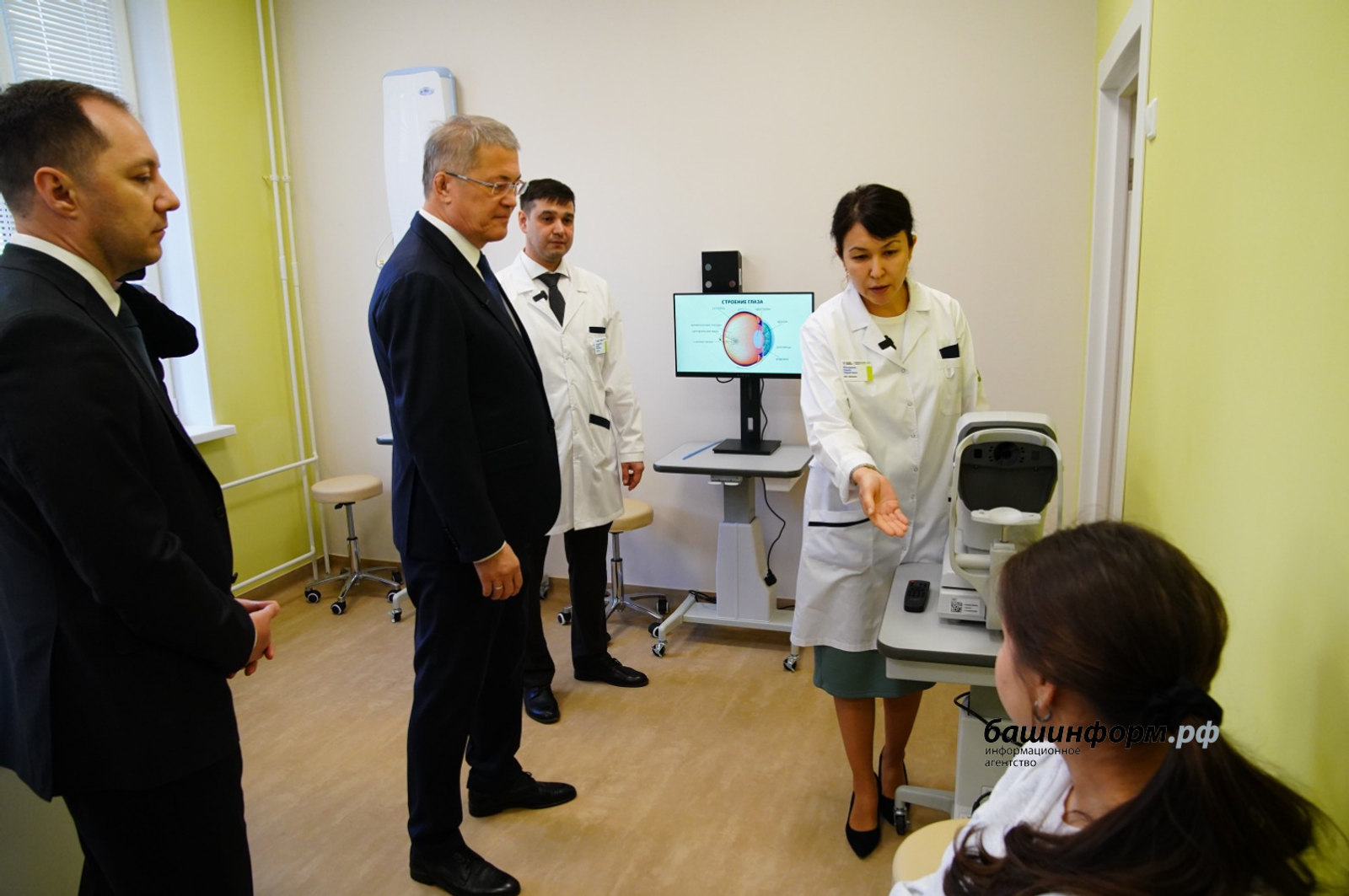 В Абзелиловском районе начала работу новая детская поликлиника