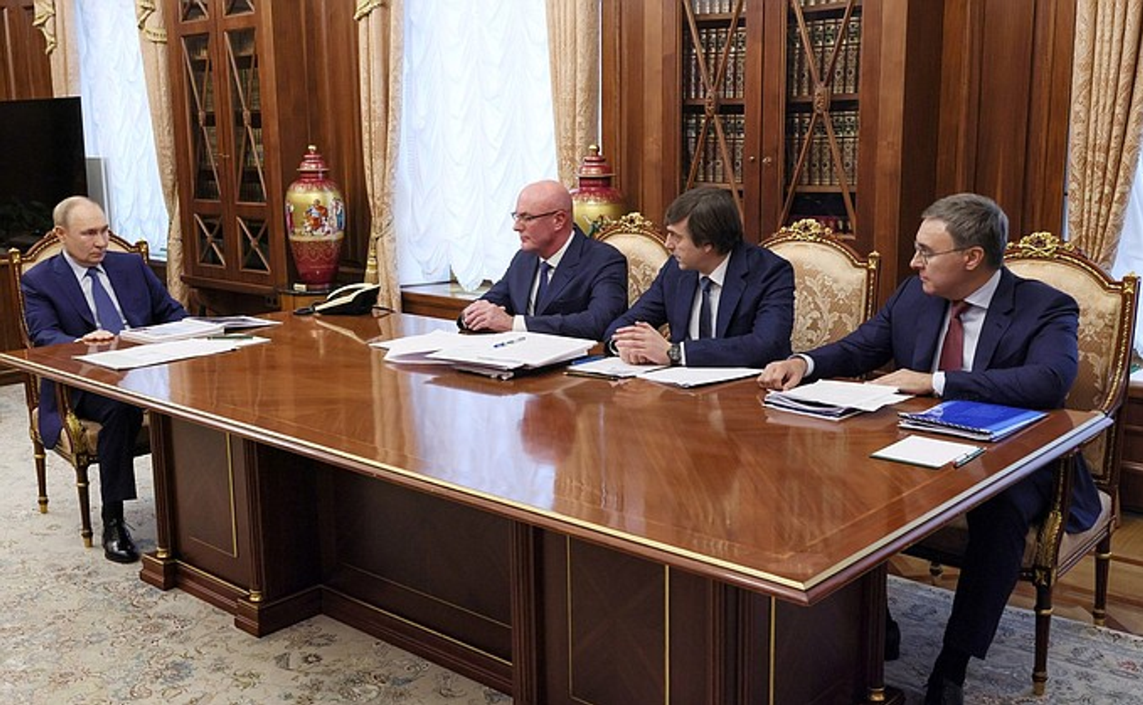 Совещание по вопросам образования