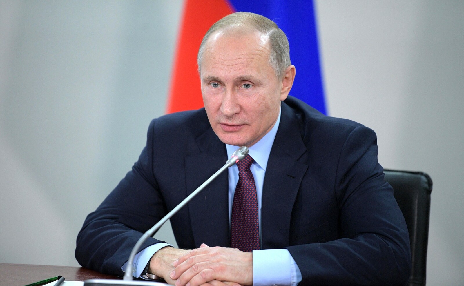Путин поблагодарил контрразведку за отсутствие терактов