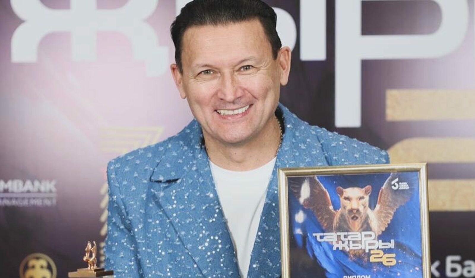 Анвар Нургалиев обратился к подписчикам с важным предупреждением