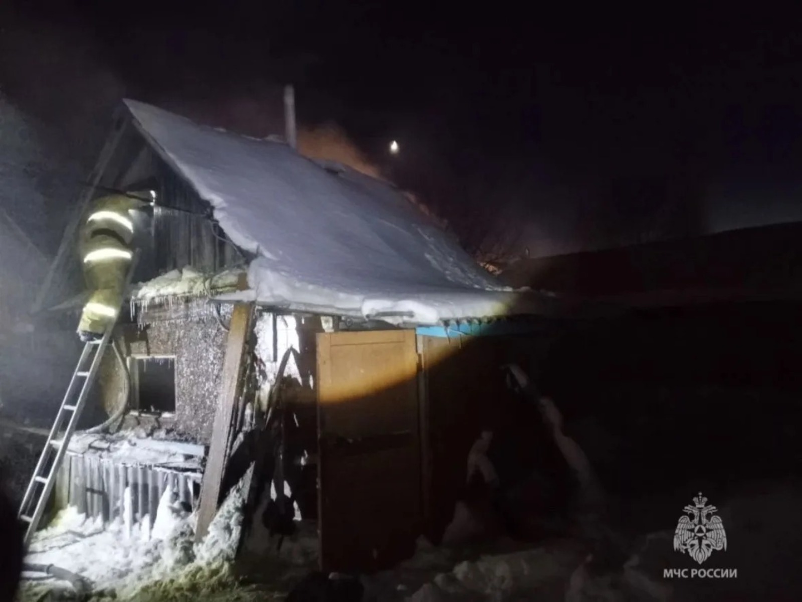 В Башкирии в сгоревшей бане нашли труп мужчины