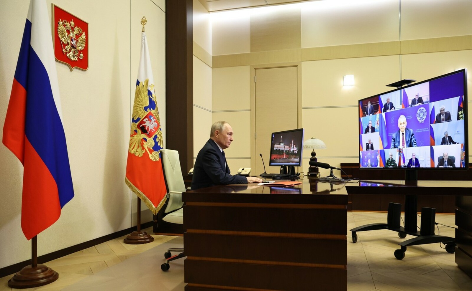 Решение о передаче икон из Третьяковки принял Путин