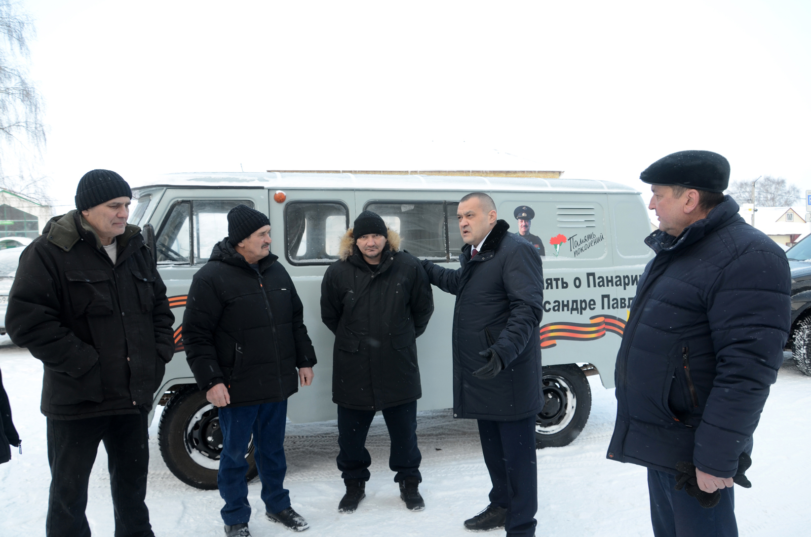 Именной УАЗик отправили «Бороде»