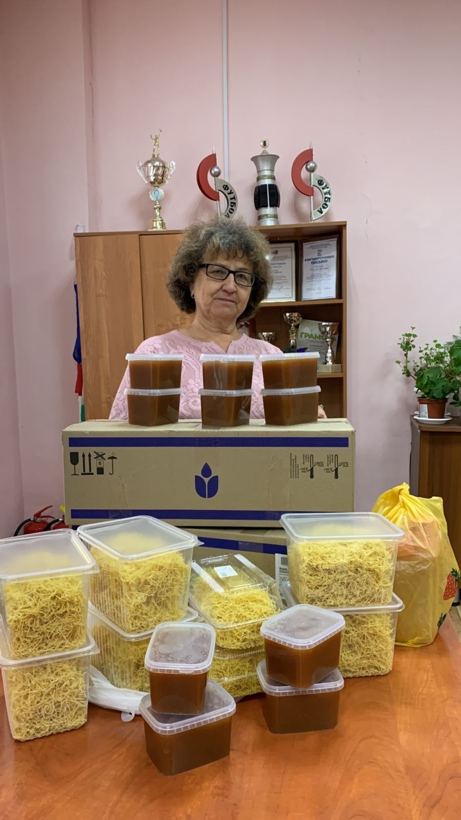 Жители села Первомайский продолжают поддерживать участников СВО