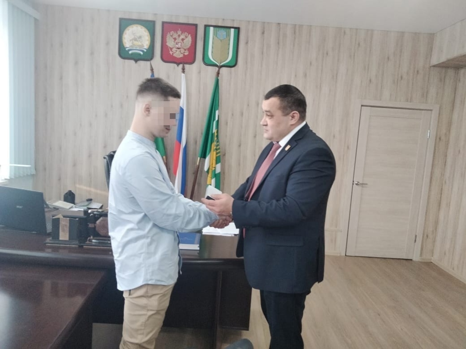 Боец "Смайлик" из Благоварского района удостоен высокой награды за боевые заслуги