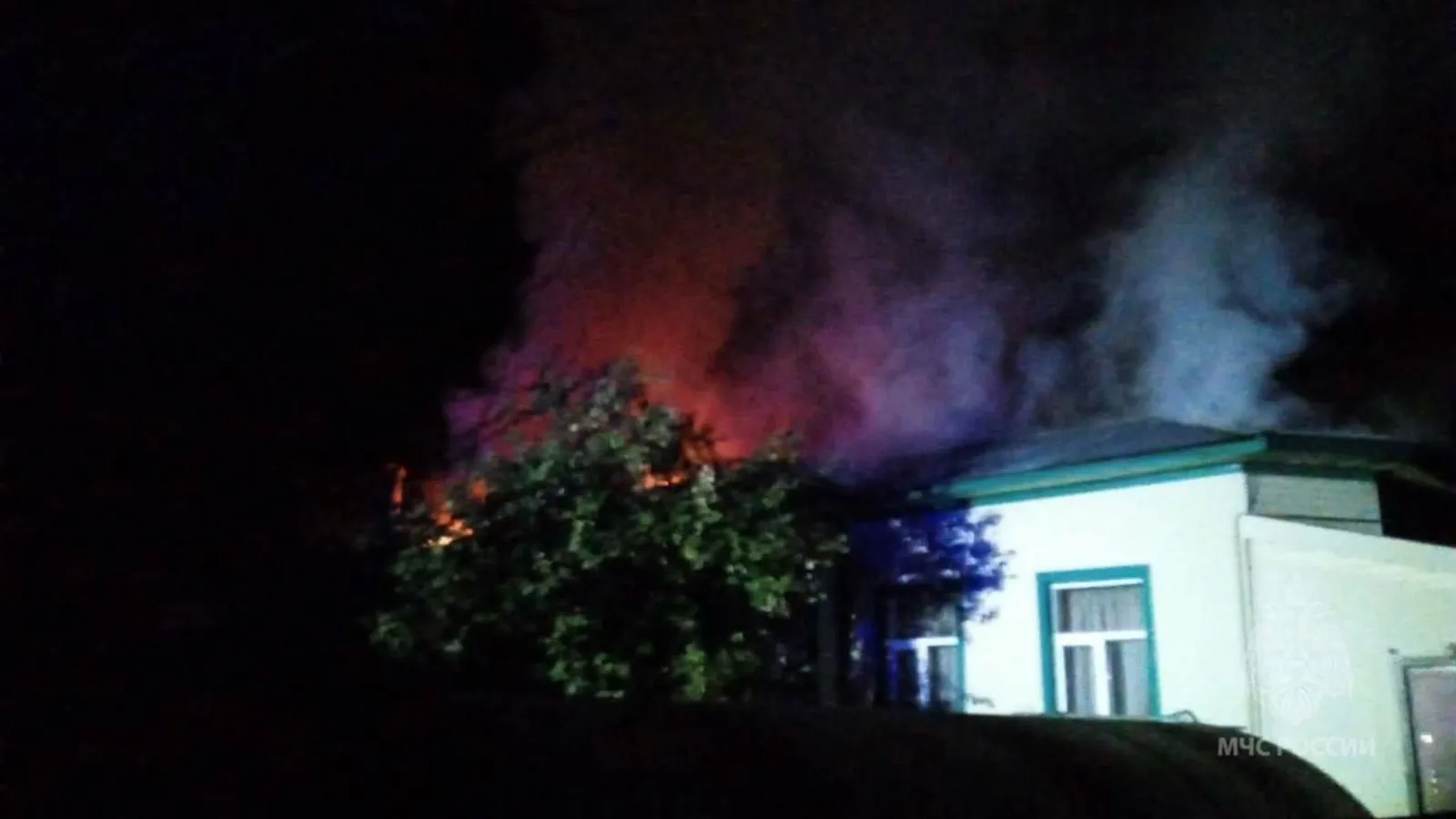 В Башкирии в многоквартирном доме случился пожар