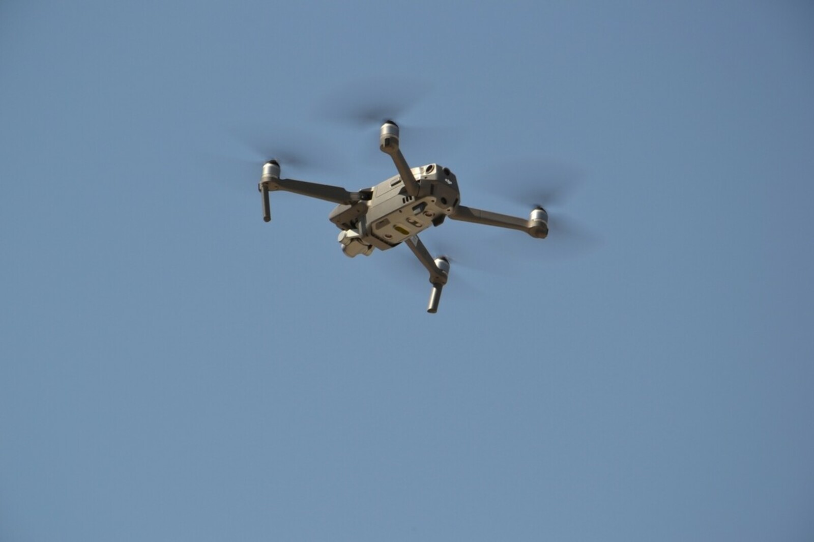 Радий Хабиров прокомментировал инцидент с атакой БПЛА