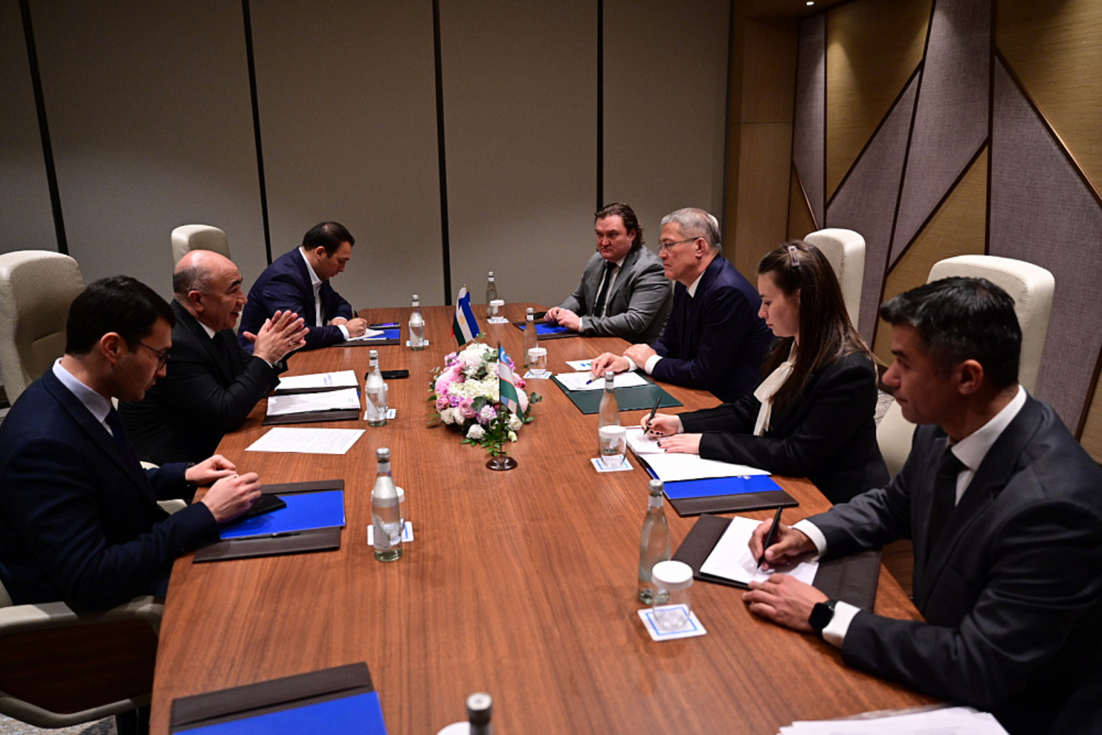 Встреча с Президентом Узбекистана Шавкатом Мирзиёевым