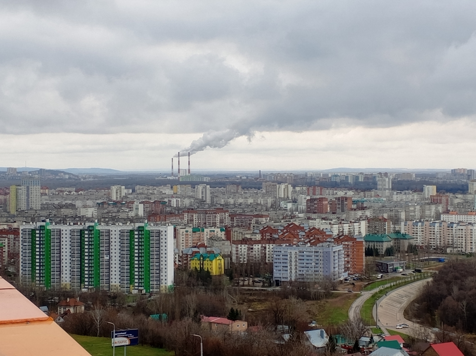 В Башкирии ребёнок погиб после падения с 20 этажа