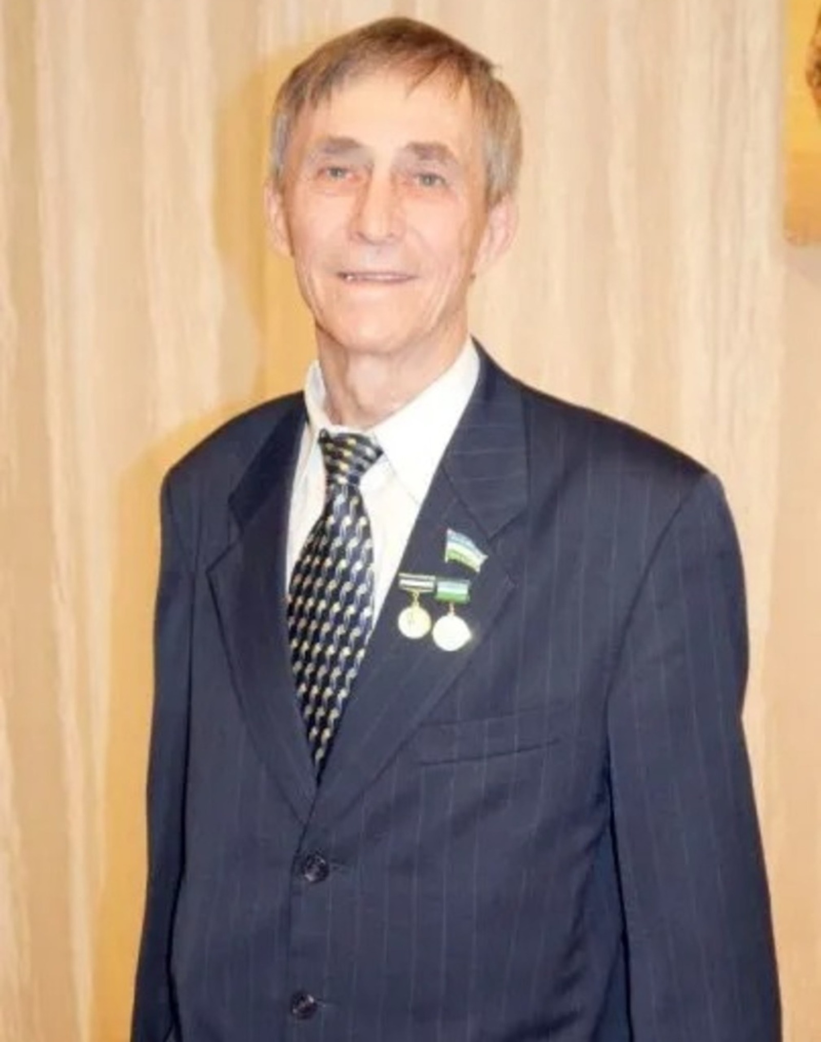 В Уфе ушел из жизни башкирский поэт Зуфар Валит