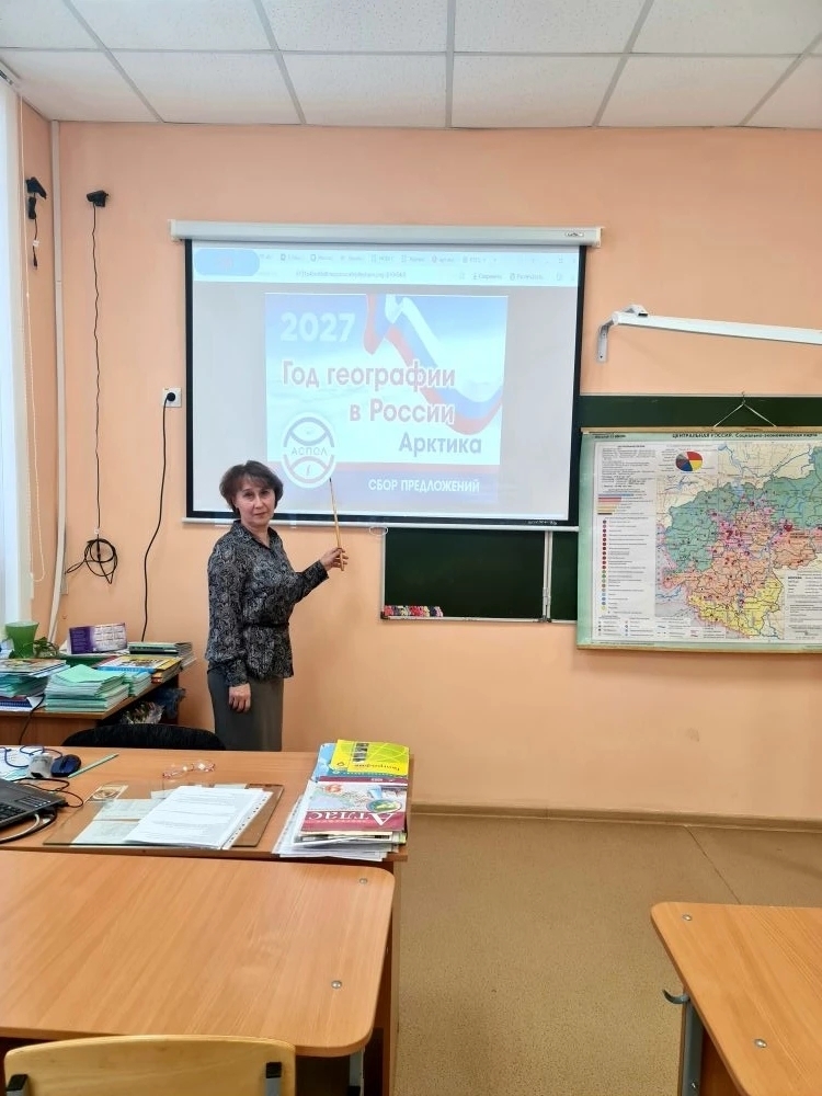 И ветер странствий благоварцам в путь!