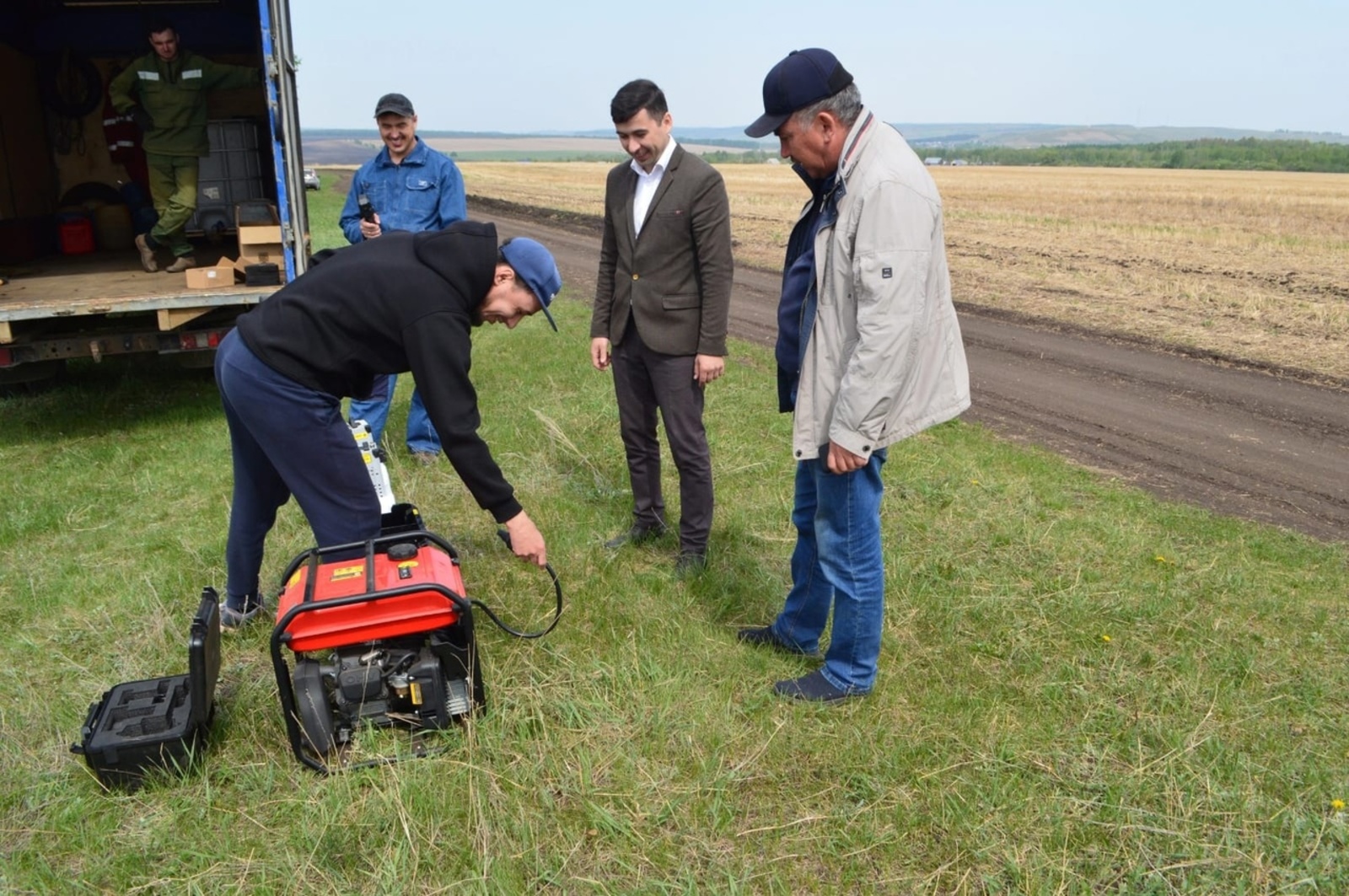 Предприниматель из Башкирии разработал дрон для обработки урожайных полей