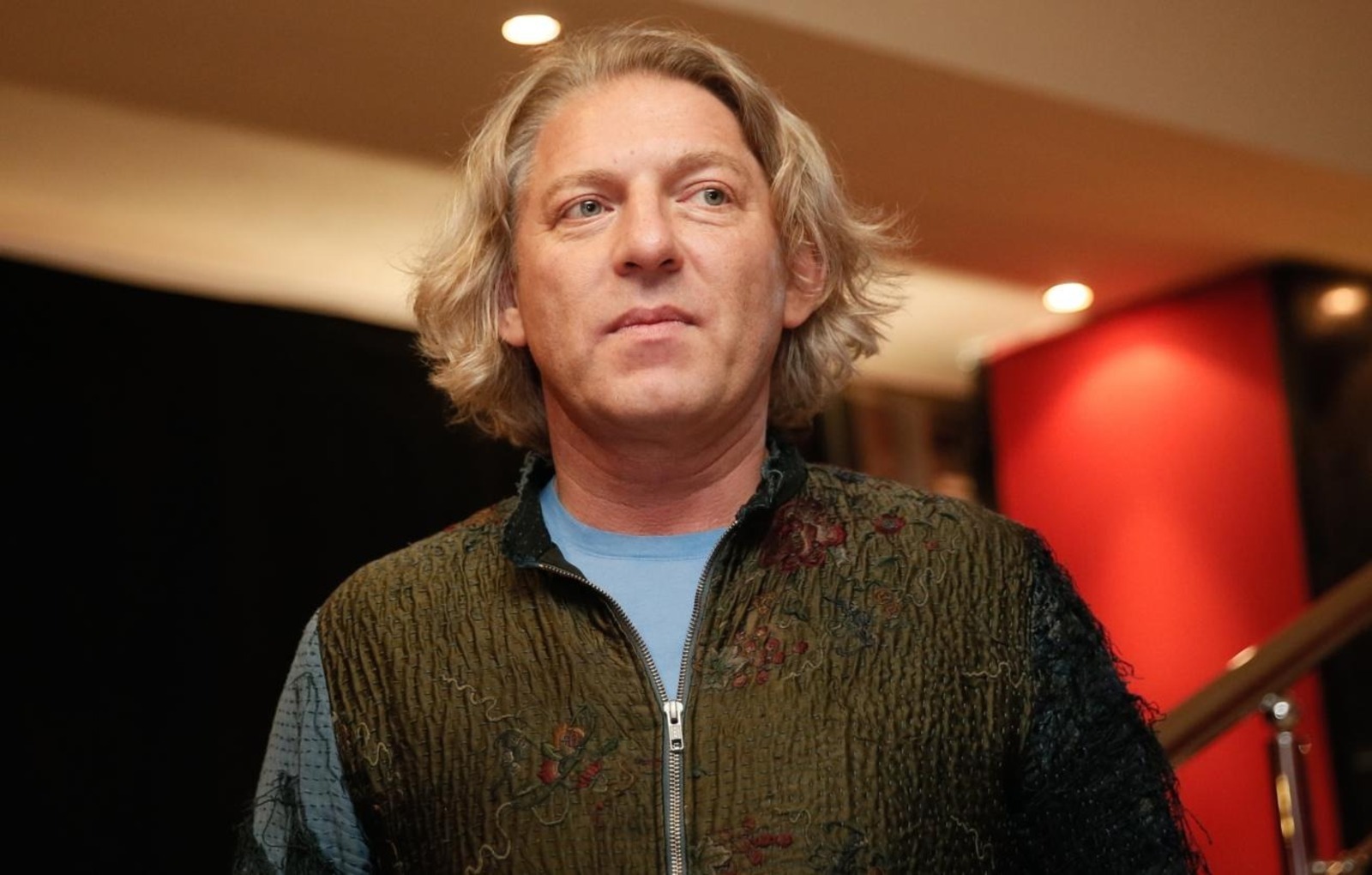 Ушел из жизни российский продюсер и ведущий Александр Олейников