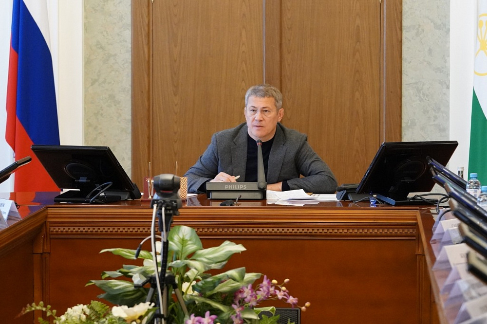 Радий Хабиров провёл совещание по реализации мероприятий в рамках Национального рейтинга состояния инвестклимата