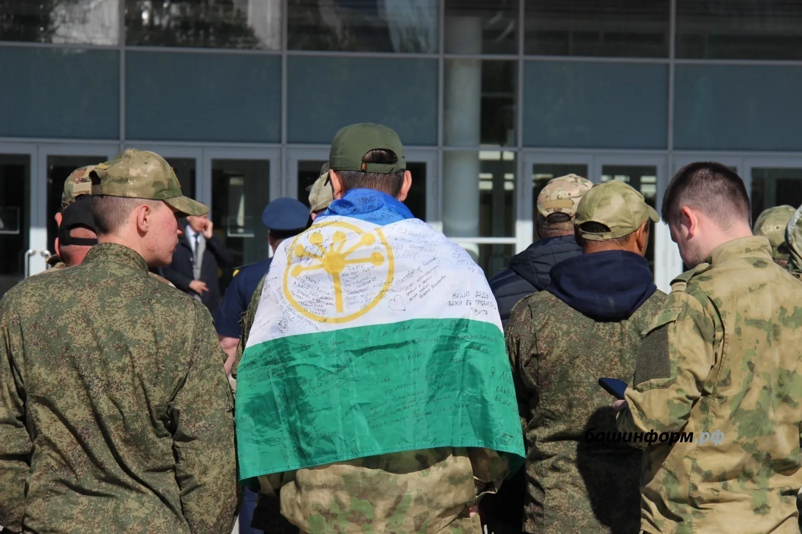 Указ о мере поддержки будущих военнослужащих подписал Глава Башкирии